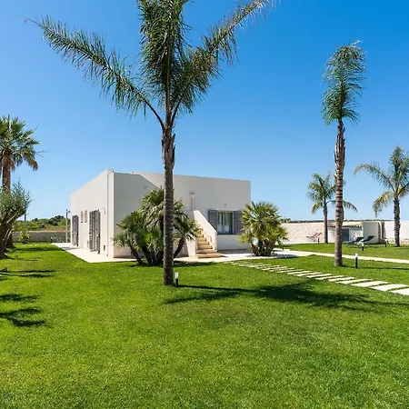 Nica Villa *