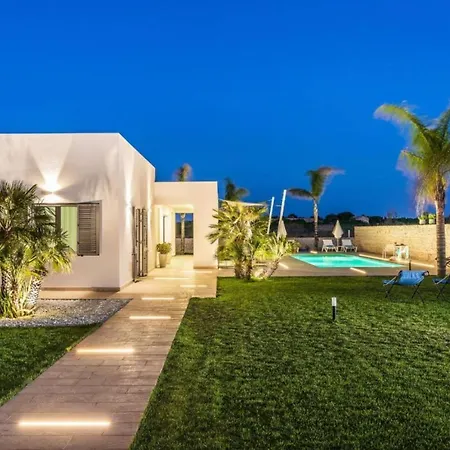 Nica Villa