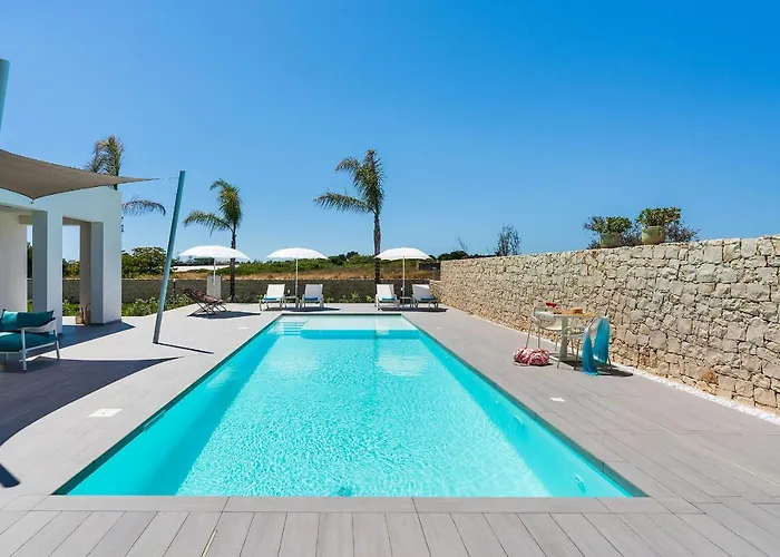 Nica Villa