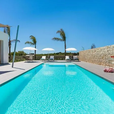 Villa Nica *